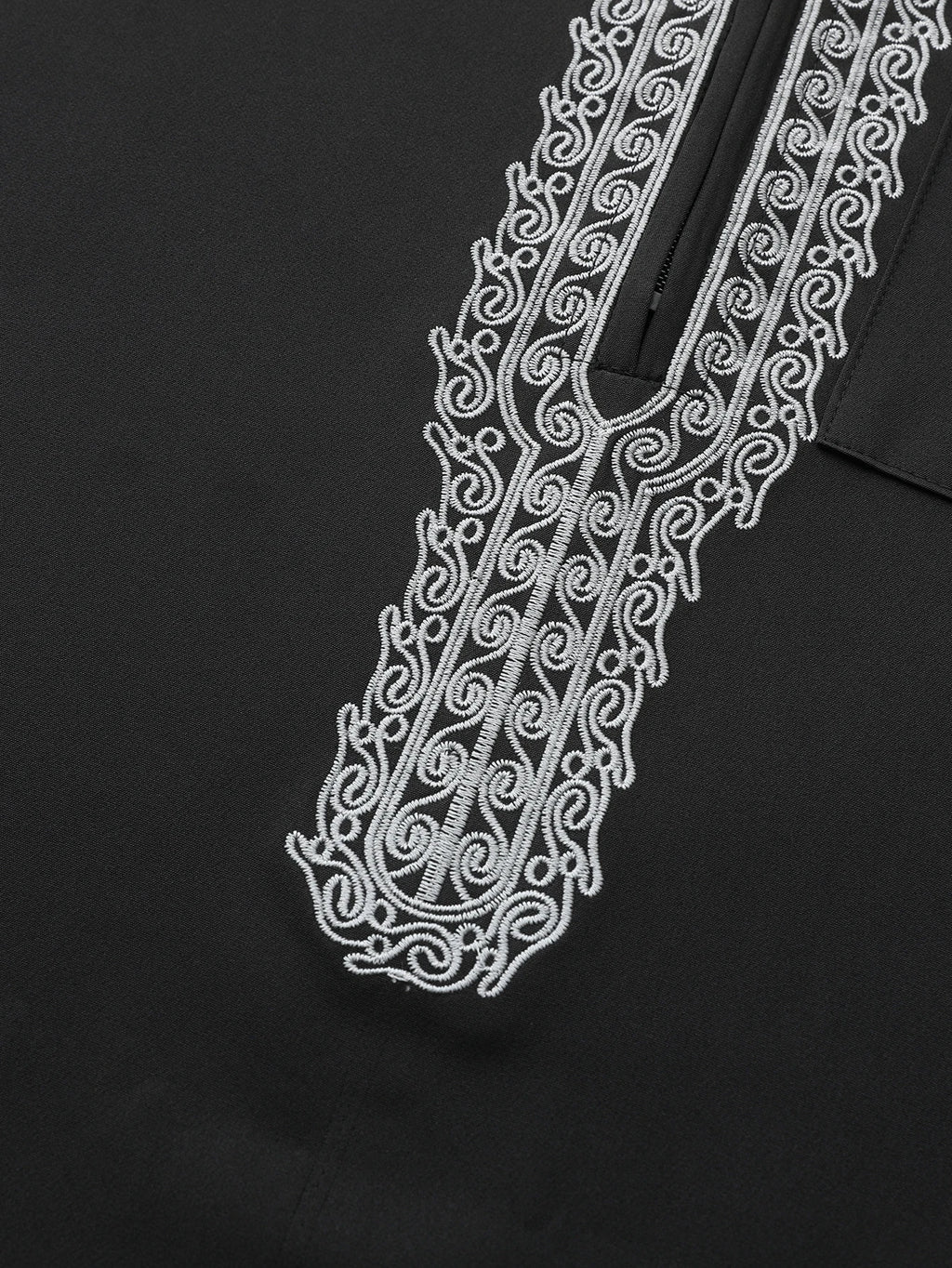 Onyx Thread Long Thobe