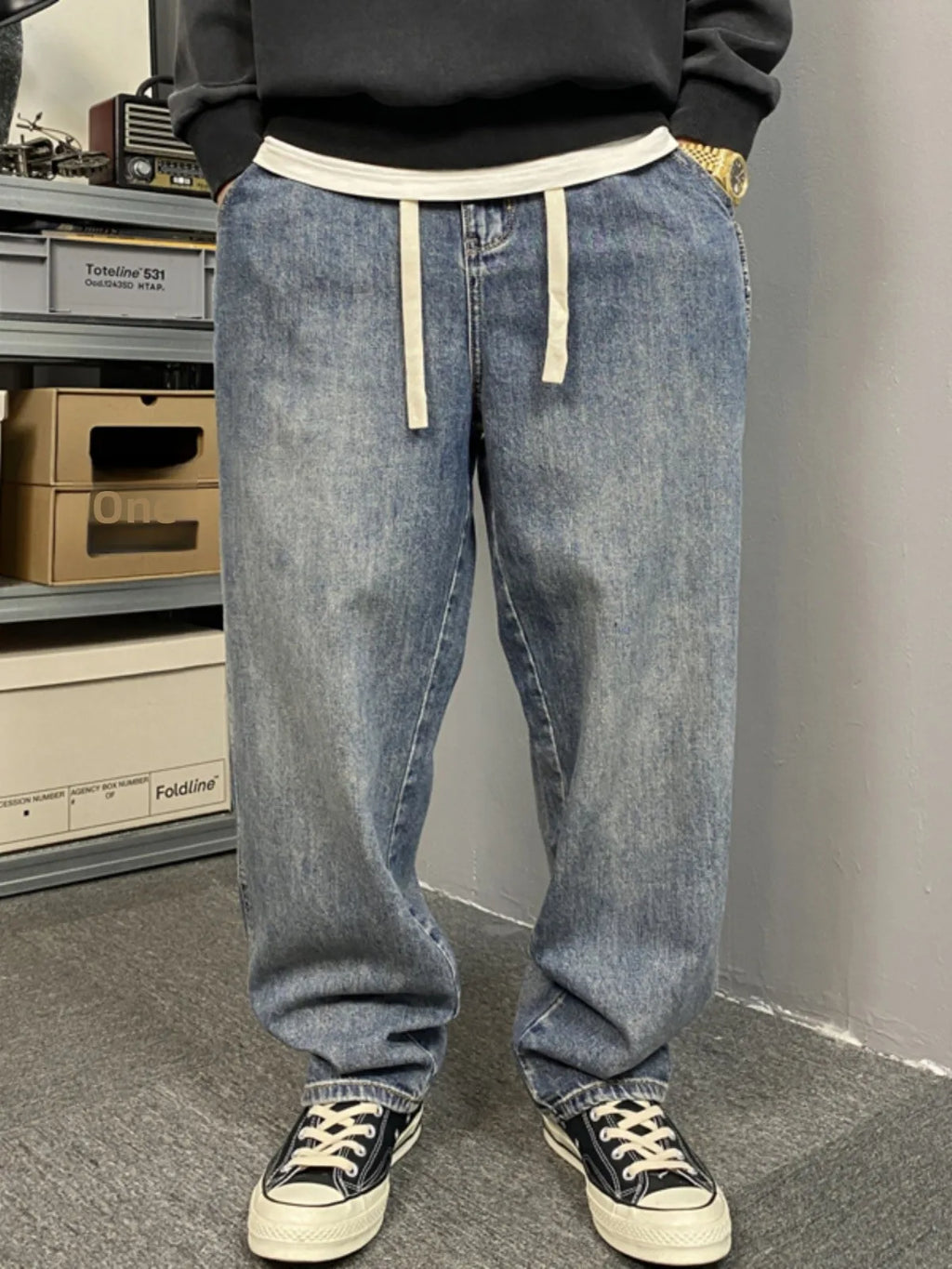 Vintage Wash Baggy Straight Jeans