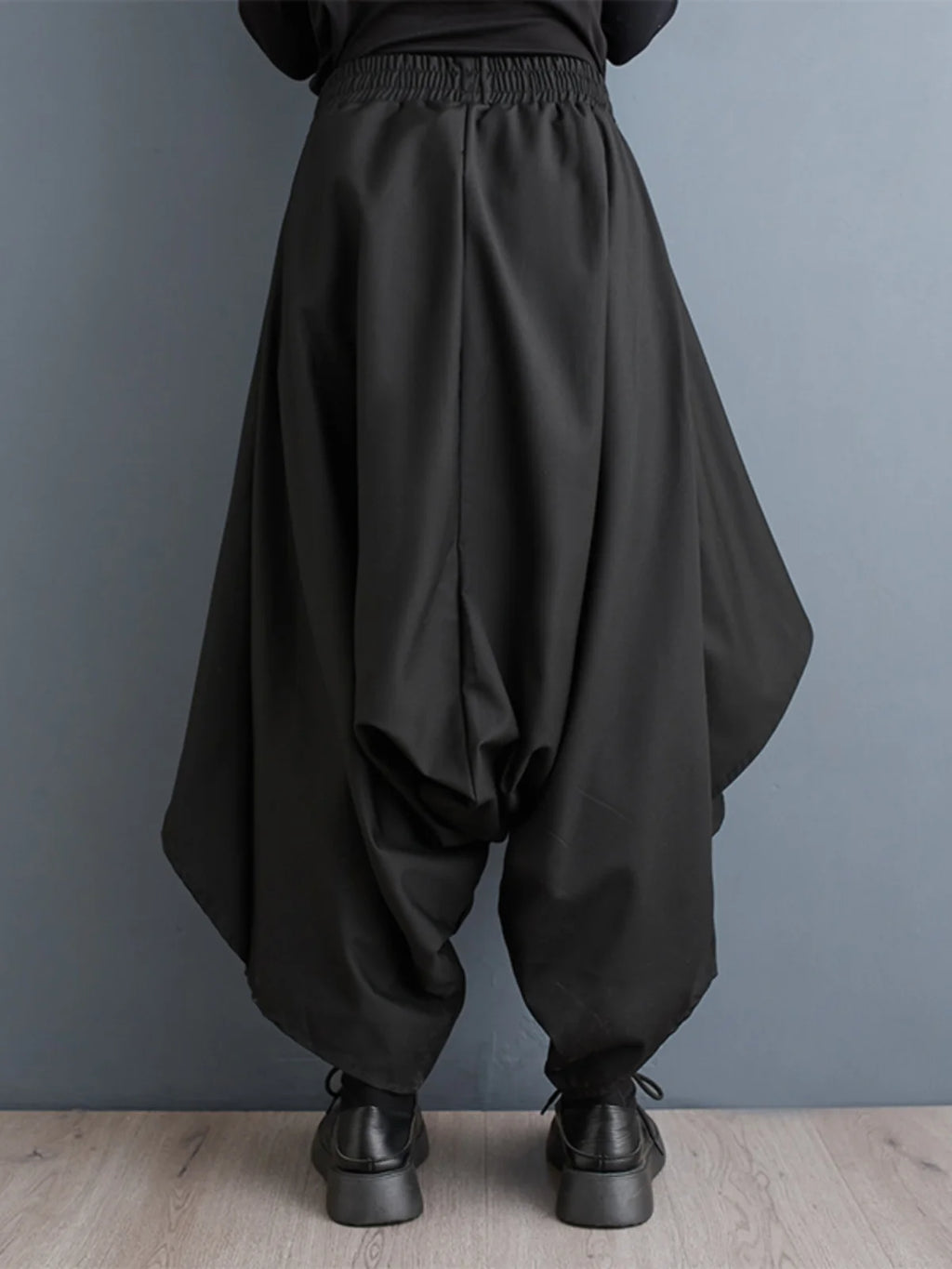 Shadow Layer Flow Pants