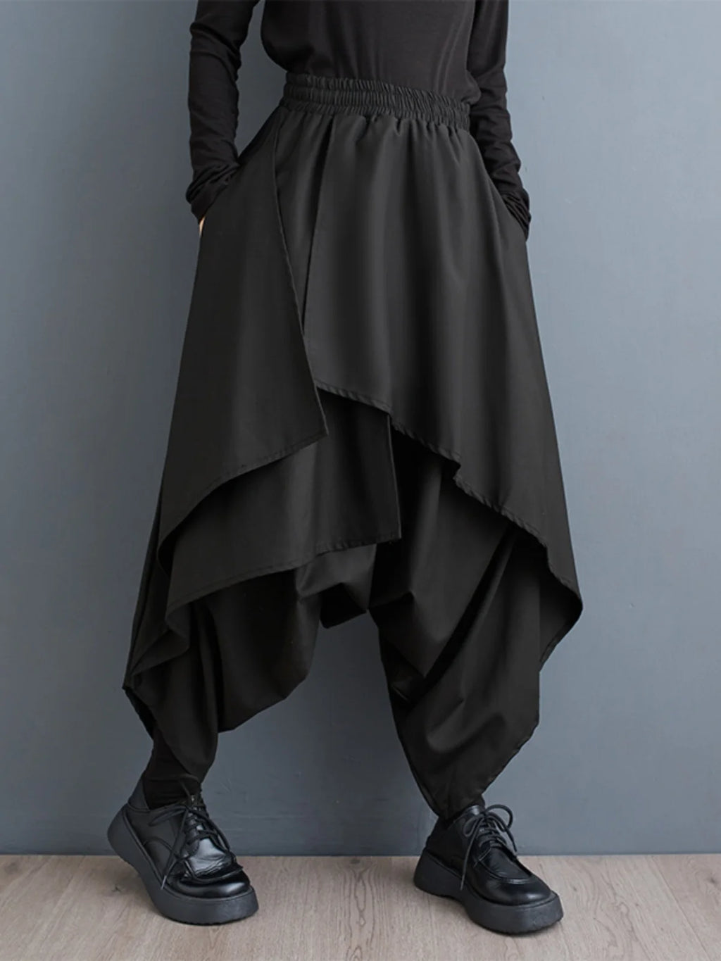 Shadow Layer Flow Pants