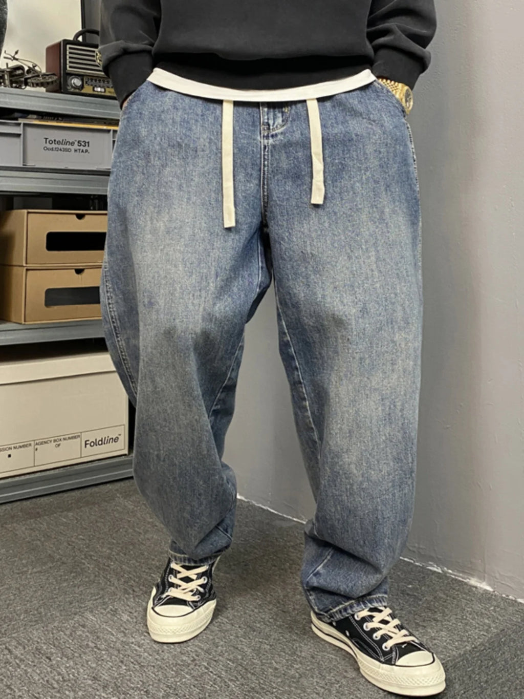 Vintage Wash Baggy Straight Jeans